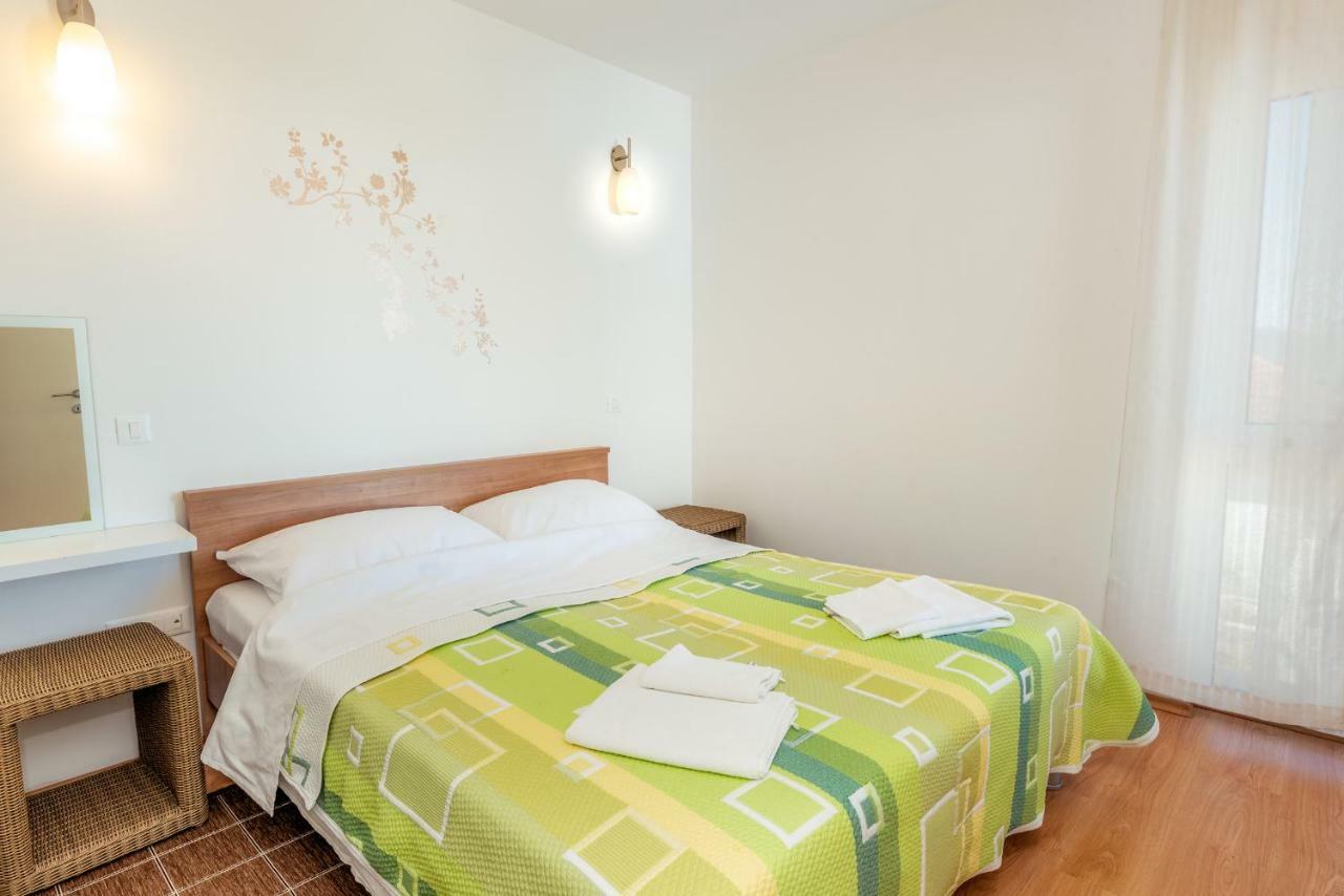 Apartmani Gelo Klek Exteriör bild