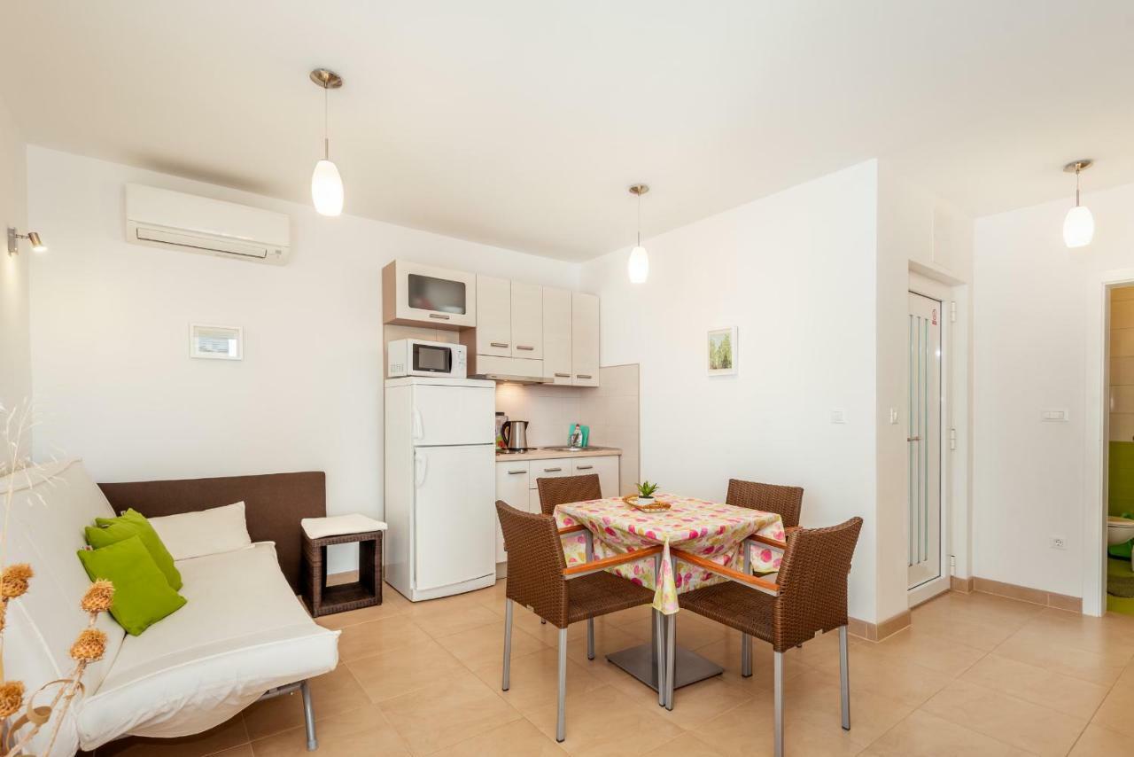 Apartmani Gelo Klek Exteriör bild