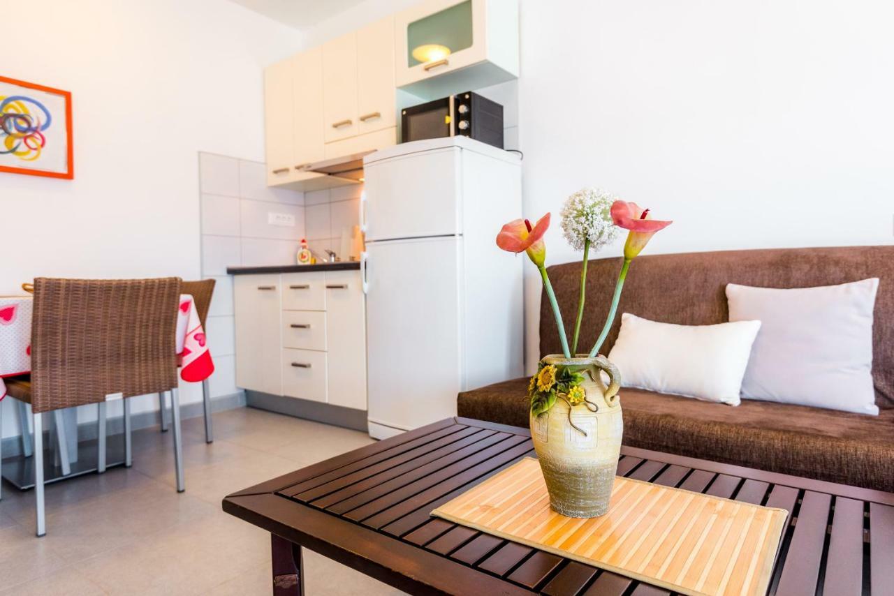 Apartmani Gelo Klek Exteriör bild